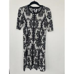 BCBGMAXAZRIA Black White Knit Bodycon Dress Small Short Sleeve Geometric